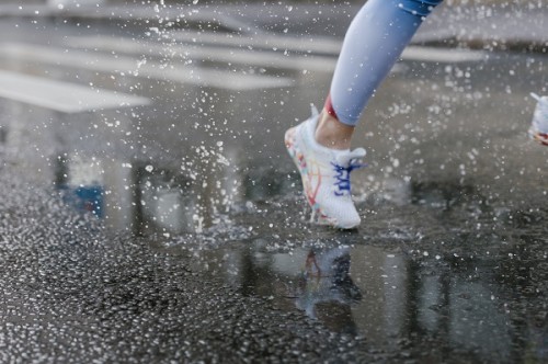 Enam Tips Olahraga di Musim Hujan