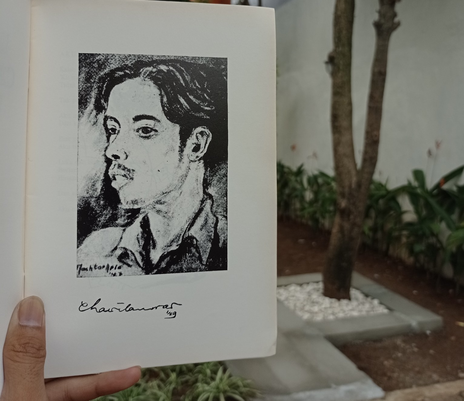 Biografi dan Kumpulan Puisi Chairil Anwar yang Menginspirasi