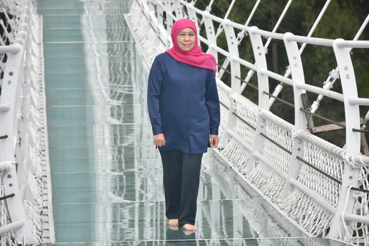 Jembatan Kaca Seruni Point, Pesona Baru di Bromo