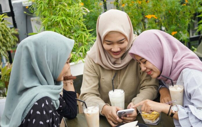 Bolehkah Membayar Zakat Fitrah Secara Online? Ini Penjelasan dan Tata Caranya