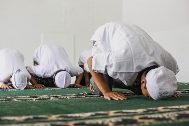 Keutamaan Sholat Tarawih Malam Ke 3, Allah Janjinya Ini