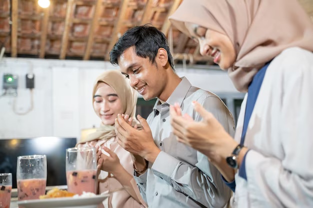 Niat dan Doa Berbuka Puasa Ramadhan Lengkap dalam Tulisan Arab, Latin Serta Artinya