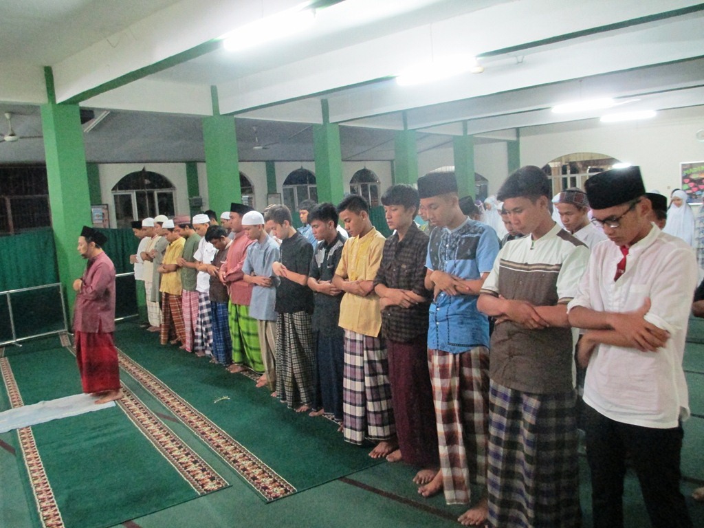 Tata Cara Sholat Tarawih NU, Lengkap dengan Doa Setelah Sholat Tarawih