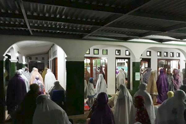 Tata Cara Sholat Tarawih NU, Lengkap dengan Doa Setelah Sholat Tarawih