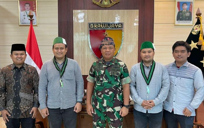 Bangun Sinergitas, Badko HMI Jatim Silaturahmi dengan Pangdam V Brawijaya 