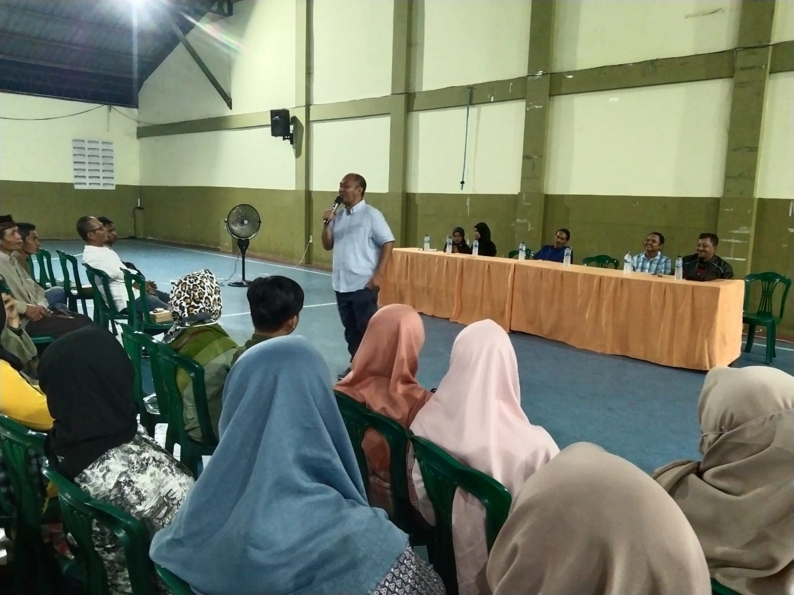 Anggota DPR RI Debby Kurniawan Tak Mau Siswa di Gresik Putus Sekolah