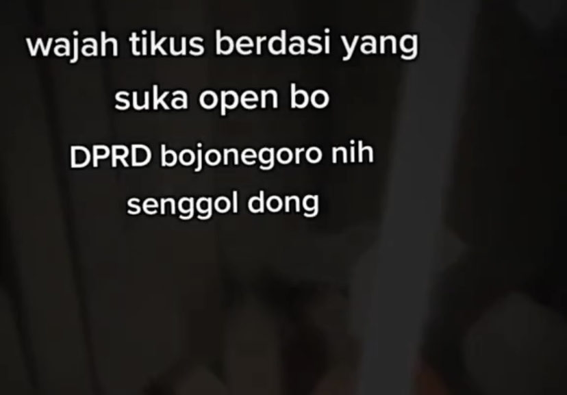 Jangan Ditiru! Diduga Anggota DPRD Bojonegoro Mangku Cewek Open BO