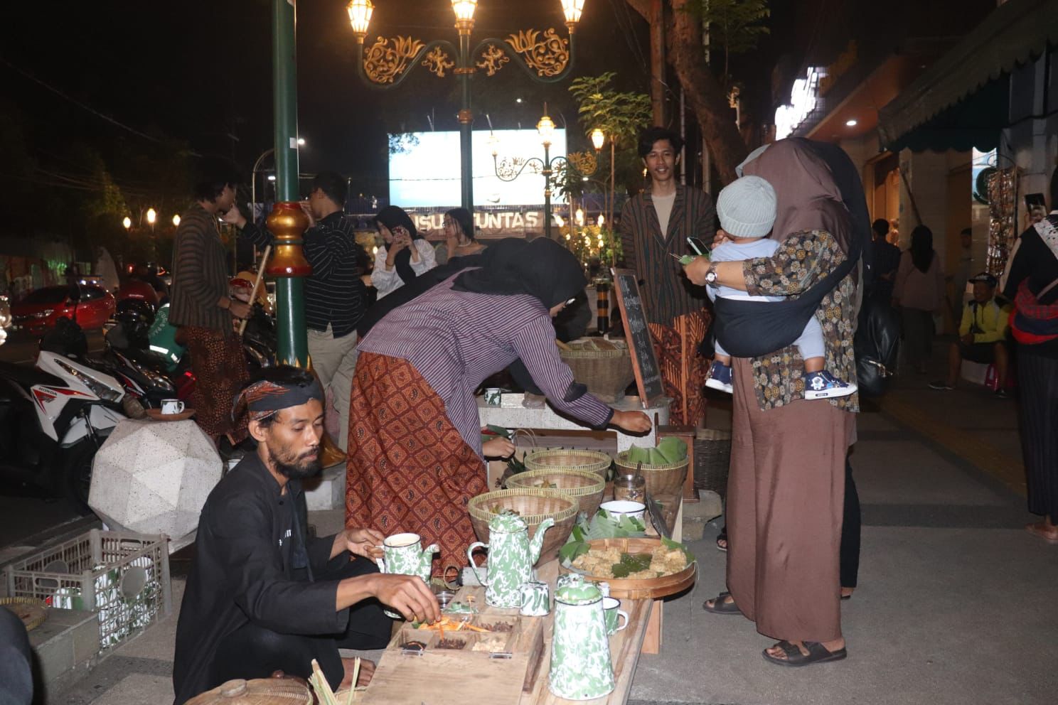 Tilik Kajoetangan: Membawa Nuansa Tradisional ke Kayutangan Heritage Street View