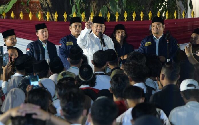 Pakai Jaket "2024 Manut Jokowi" Samawi Deklarasi Prabowo Presiden