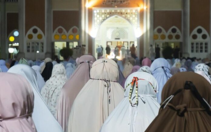 Bacaan Niat Sholat Tarawih yang Wajib Dihafalkan Sebelum Ramadhan Tiba