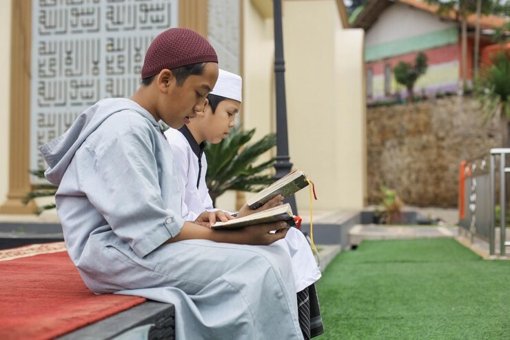 Sejarah Masuknya Islam ke Indonesia Melalui 4 Jalur Utama