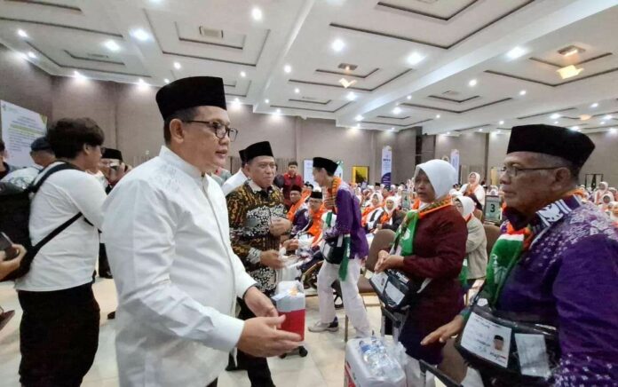 Pelepasan 366 Jamaah Haji oleh PJ Gubernur Jawa Timur Berjalan Khidmat