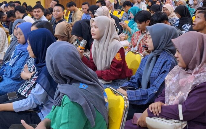 Penerima Beasiswa 10 Sarjana Perdesa Pemkab Bojonegoro Meningkat di Kampus Unigoro