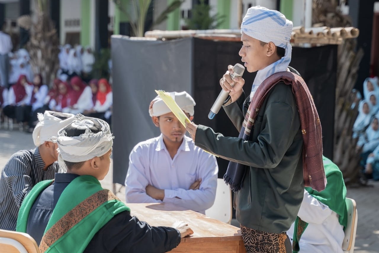 Drama Kolosal Resolusi Jihad: Cara Santri Mojosari Nganjuk Merefleksikan Perjuangan Kemerdekaan