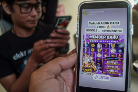 Pegawai di Lumajang Dilarang Main Judi Online