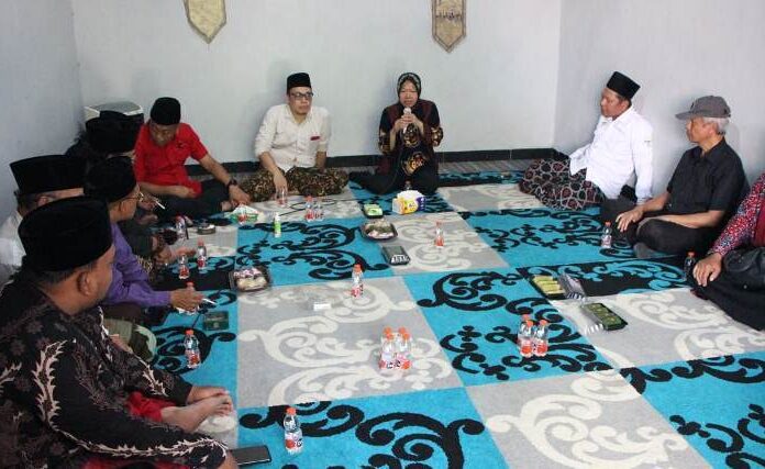 Penuhi Undangan Pengasuh PonPes Darul Hikam Ponorogo, Cagub Risma Beberkan Pentingnya Pendidikan Pesantren