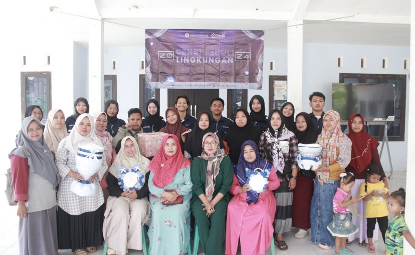 Kreatif Bersama GenBI Peduli Lingkungan Jember dalam Kegiatan Empowered Village IV: Zero Waste Crafting dari Limbah Anorganik