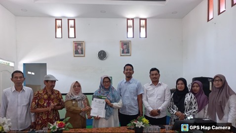 Balongsari "Empowerment to Excellence": Tim Pengabdian Perpustakaan UINSA Dampingi Komunitas Perempuan Pembaca Wujudkan Kampung Hantaran