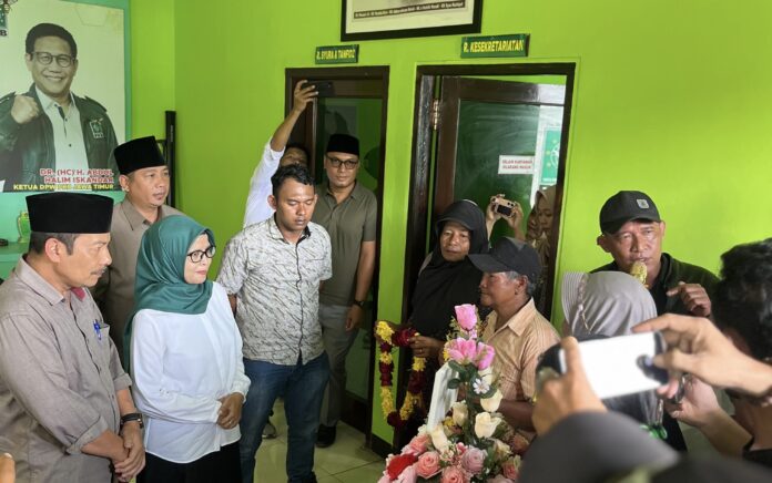 Petani dan Nelayan Blitar Ucapkan Terima Kasih ke Mak Rini: Kepemimpinannya Berpihak ke Rakyat