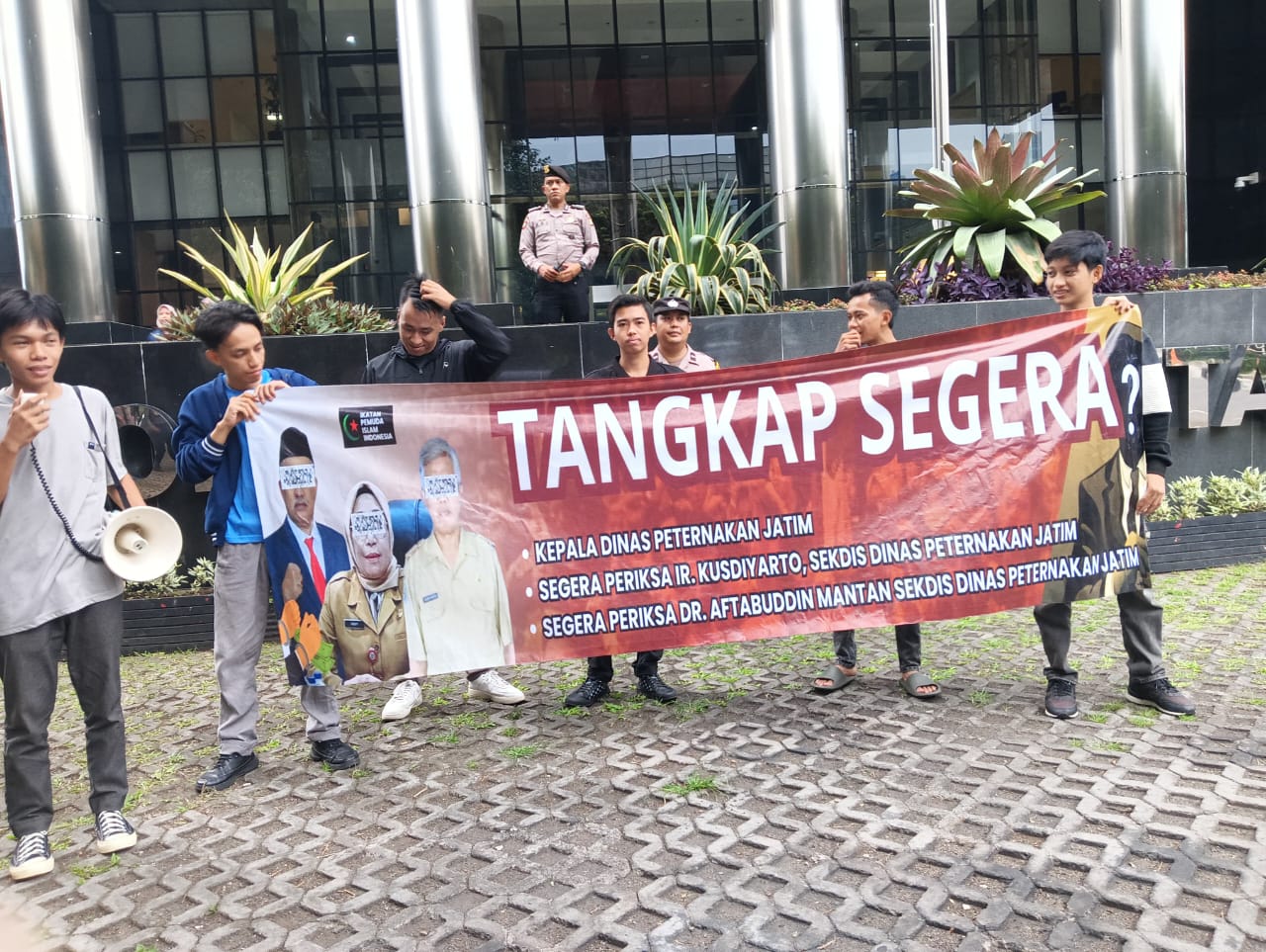 Ikatan Pemuda Islam Indonesia Desak Ketua KPK Baru Segera Tangkap Kadis Peternakan Jawa Timur