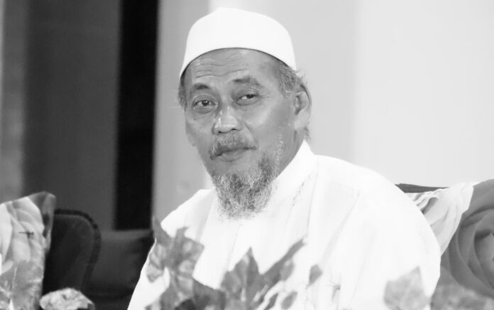 KH. Moh Nasrullah Baqir: Pengasuh Pondok Pesantren Tertua di Kabupaten Lamongan Berpulang