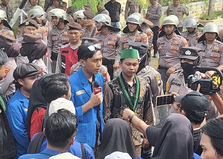 Tanpa Tedeng Aling-aling, Ketua PC PMII Probolinggo Tegas Tolak UU TNI