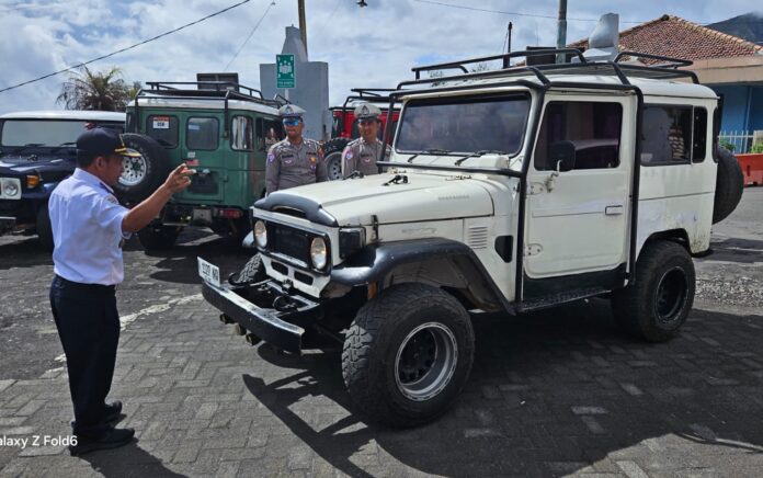 Dishub Probolinggo Lakukan Ramp Check di Bromo, Temukan Kendaraan Tak Lakukan Uji Berkala